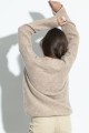 Sweter z wełny alpaki z dekoltem F1395 beżowy