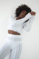 Komplet długie spodnie ażurowe i bluzka wiązana F1862 biały