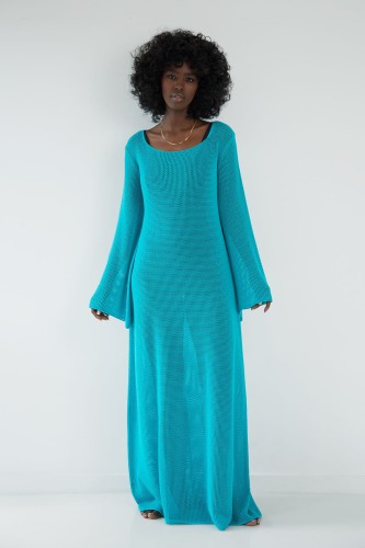 Długa ażurowa sukienka na lato F1870 niebieska