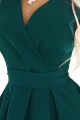 SCARLETT - rozkloszowana sukienka z kopertowym dekoltem - ZIELONA