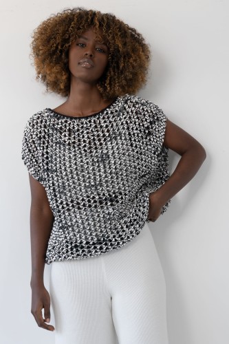 Bluzka ażurowa na lato z bawełny organicznej F2029 czarna