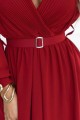 Elegancka plisowana sukienka maxi z paskiem i kopertowym dekoltem - bordowa