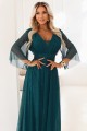 Długa połyskująca sukienka plus size z dekoltem i transparentnym rękawkiem - zieleń butelkowa