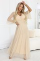 Długa połyskująca sukienka plus size z dekoltem i transparentnym rękawkiem - szampański beż