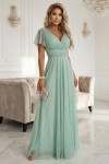 635-8 MELANIA długa błyszcząca suknia z dekoltem i krótkim rękawkiem - pistacjowa
